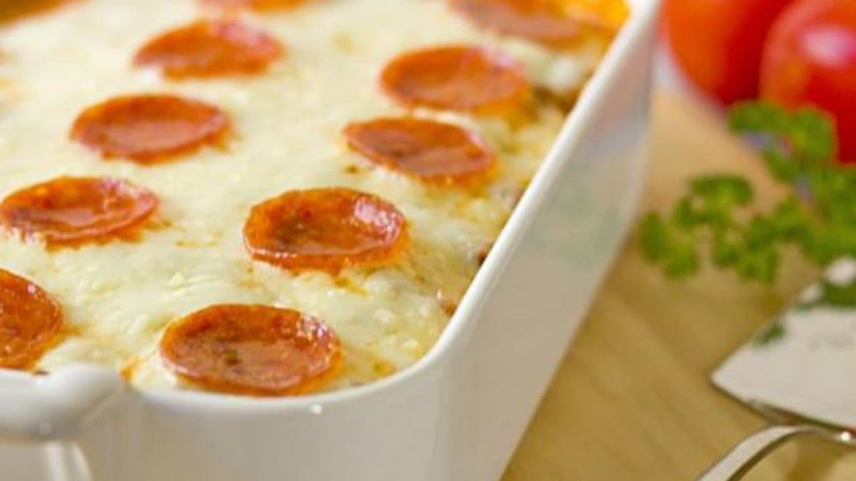 Easy Cheesy Pizza Casserole