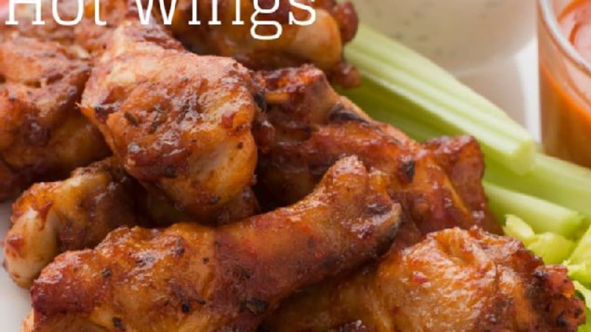 Slow Cooker Spicy Hot Wings