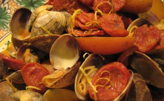 Clams With Spanish Sausage