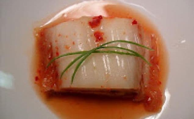 Kimchi/Kimchee/Gimchi (Korean Fermented Spicy Cabbage)