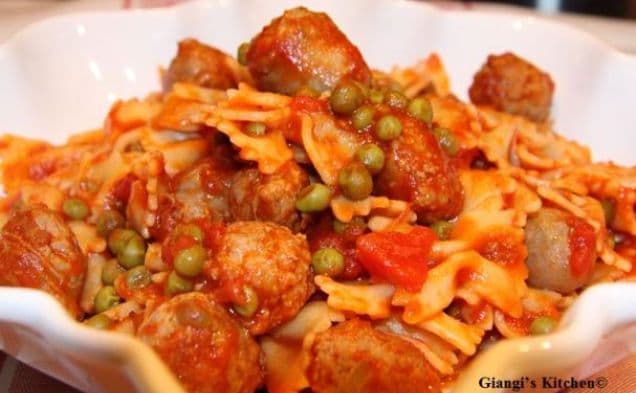 Pasta with Peas and Italian Sausage